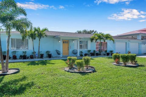 A home in SEMINOLE