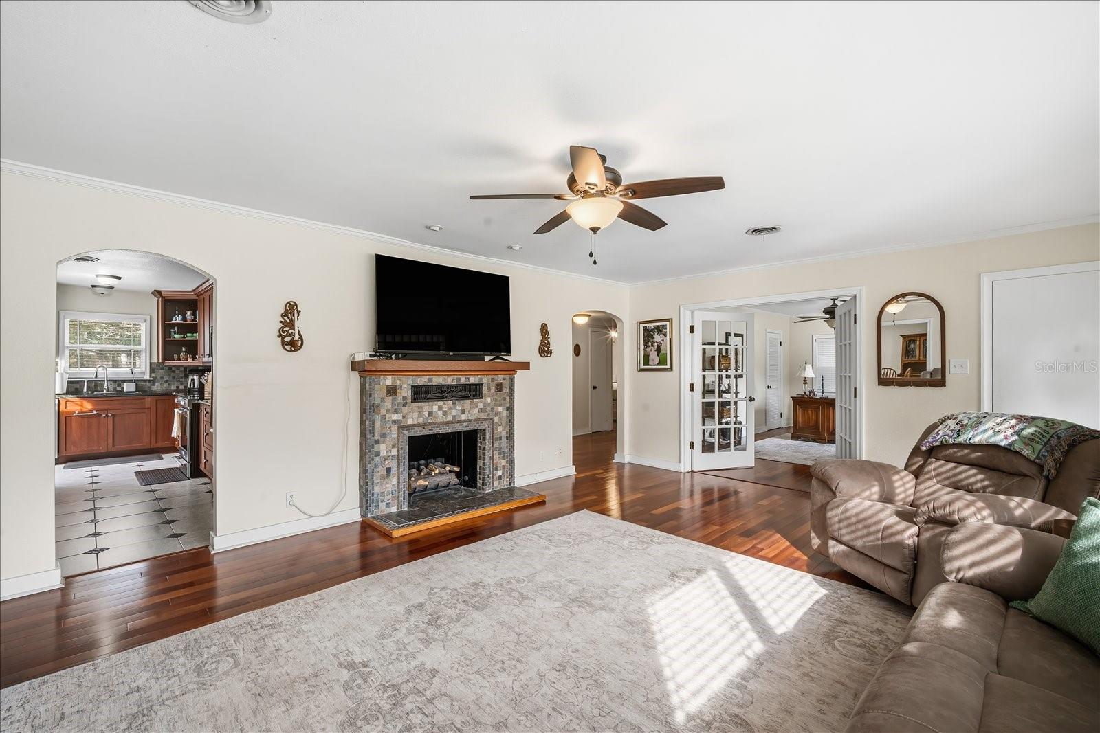 ROBINSONS ADD - Residential