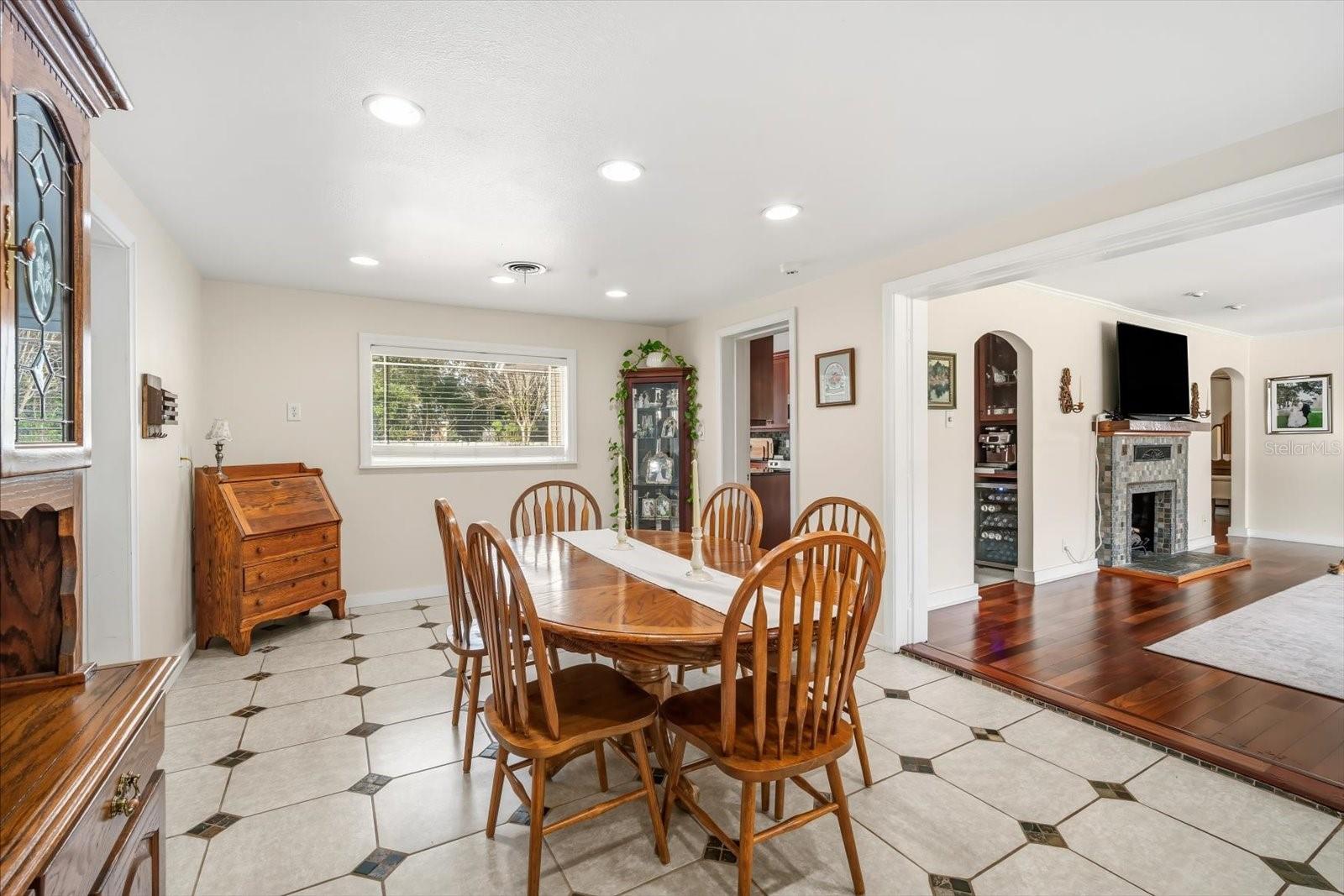 ROBINSONS ADD - Residential