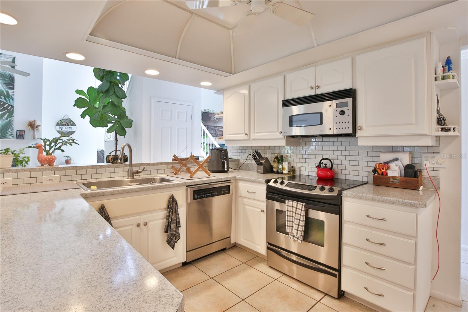 WHITFIELD ESTATES BLKS 55-63 - Residential