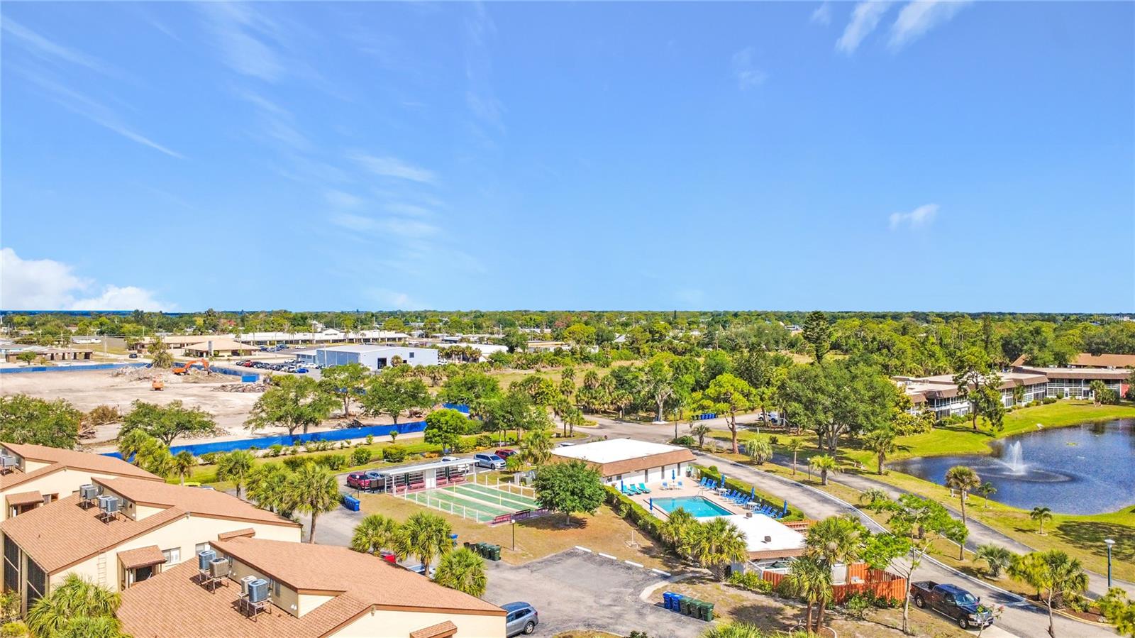 5 QUAILS RUN BOULEVARD 9