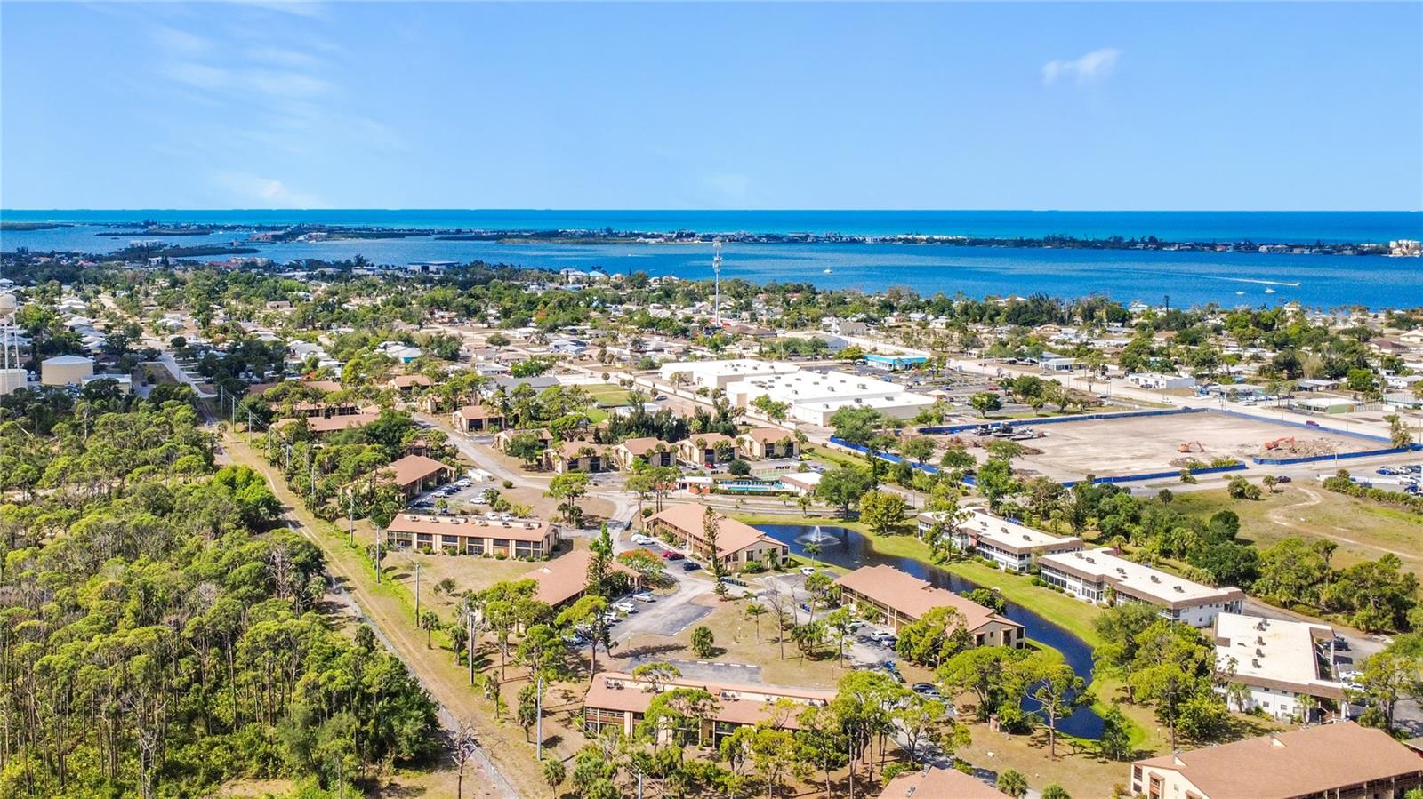 5 QUAILS RUN BOULEVARD 9