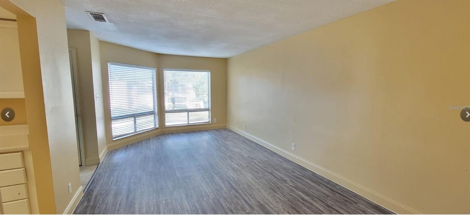 LEMON TREE CONDO SEC 01 - Residential Lease