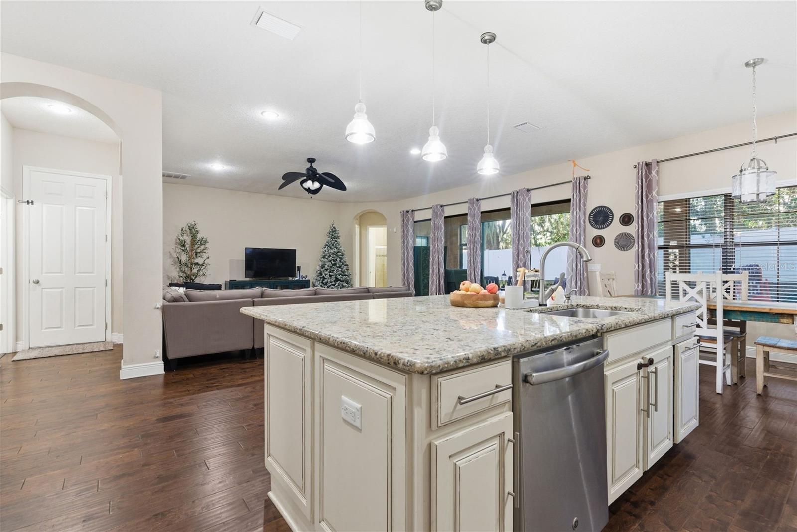 ENCLAVE/TERRA BELLA PH 2-4 - Residential