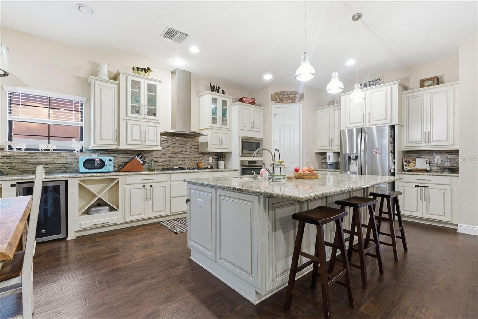 ENCLAVE/TERRA BELLA PH 2-4 - Residential