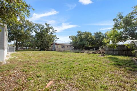 A home in BARTOW