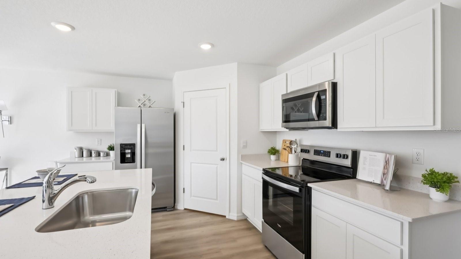 BROOKSIDE - Residential