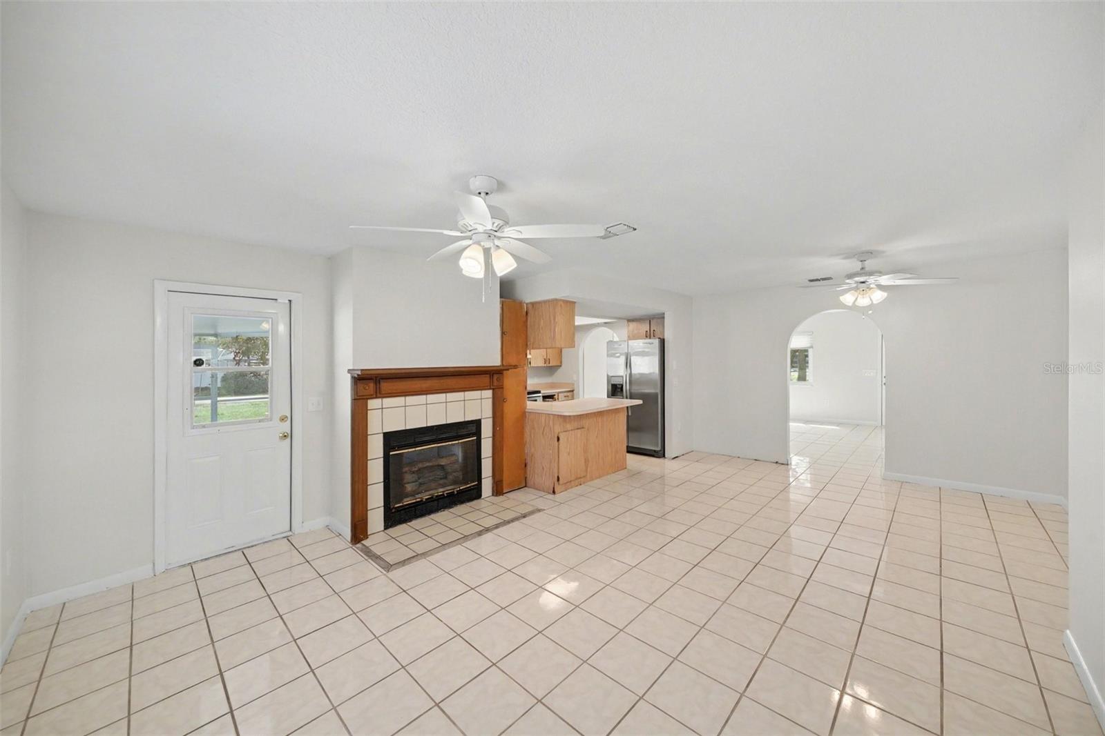 SPRING HILL - Residential