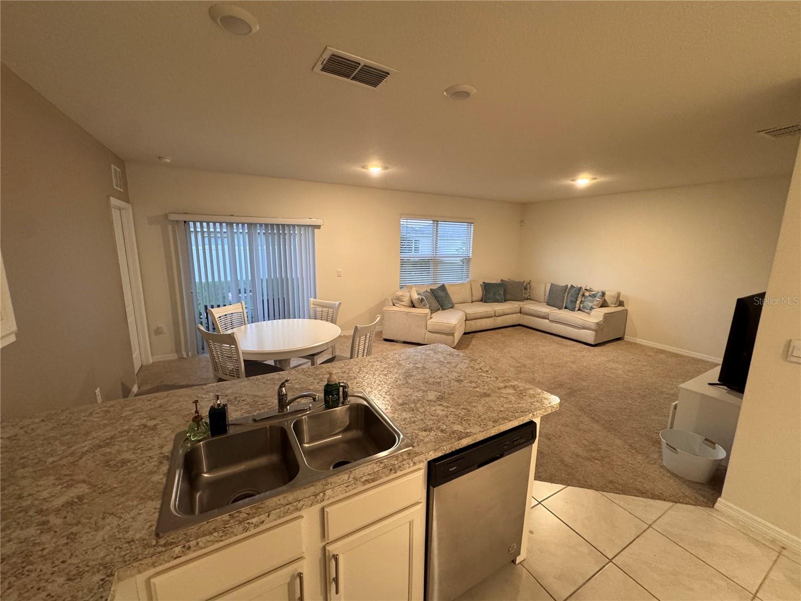 391 BOARDWALK AVENUE