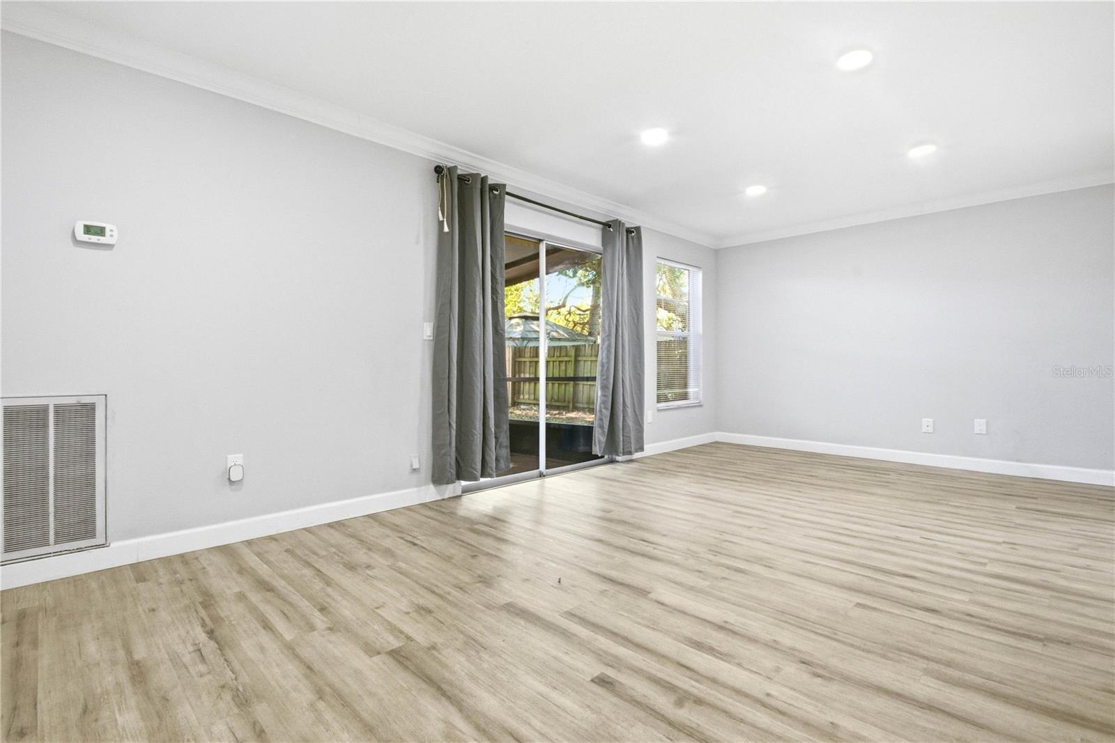 VILLAGE XVIII UNIT II OF CARRO - Residential Lease