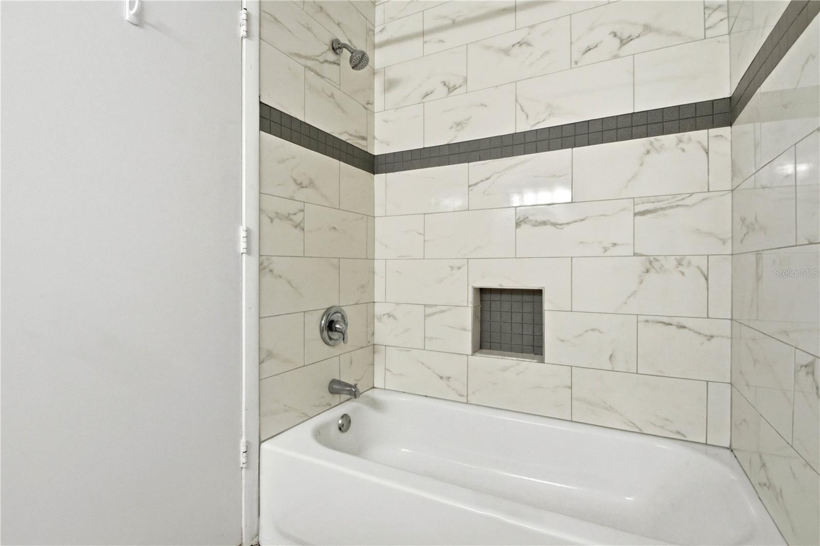 VILLAGE XVIII UNIT II OF CARRO - Residential Lease