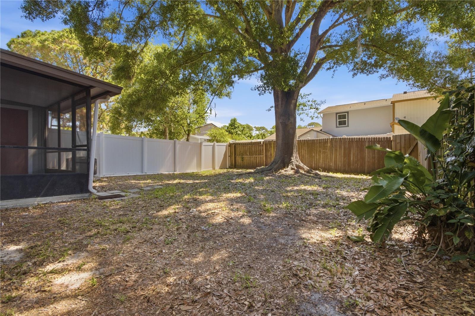 VILLAGE XVIII UNIT II OF CARRO - Residential Lease