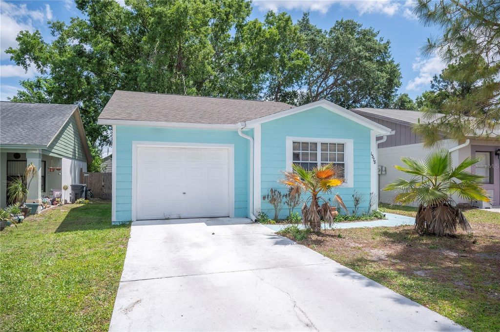 Photo of 1378 Bramblewood Drive, Lakeland, FL 33811 (MLS # L4961118)