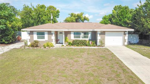 A home in DELTONA