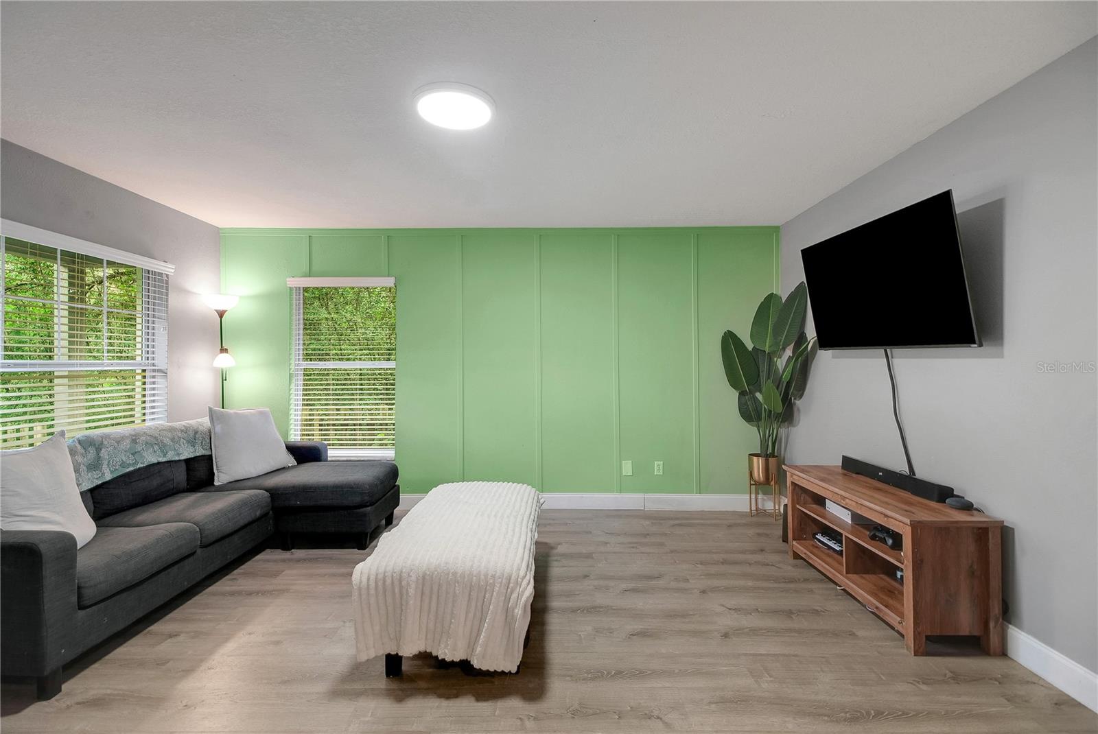 MEADOW LAWN - Residential