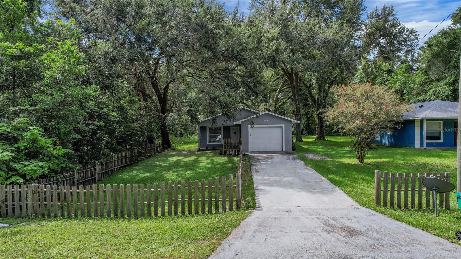 MEADOW LAWN - Residential