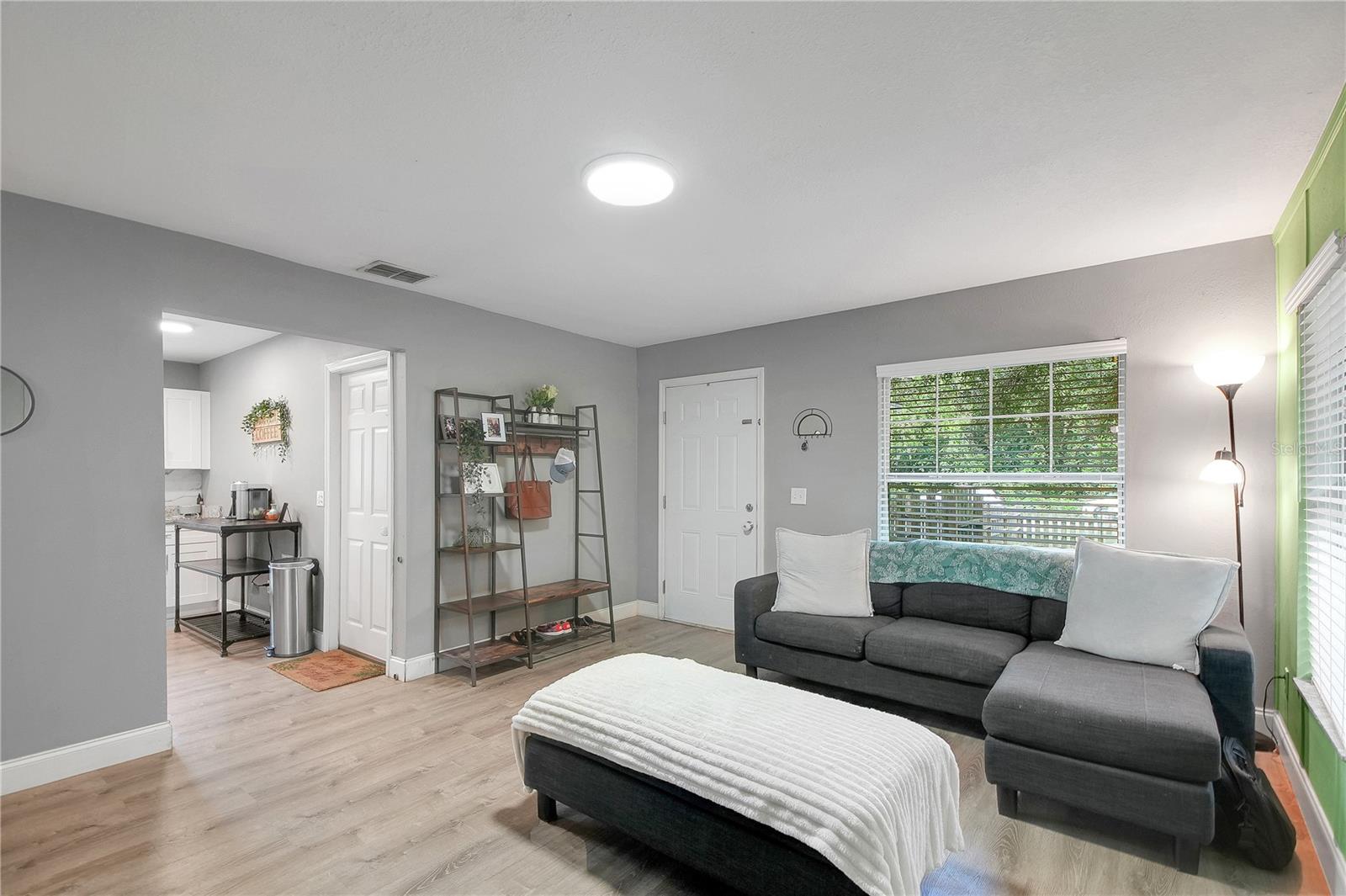 MEADOW LAWN - Residential