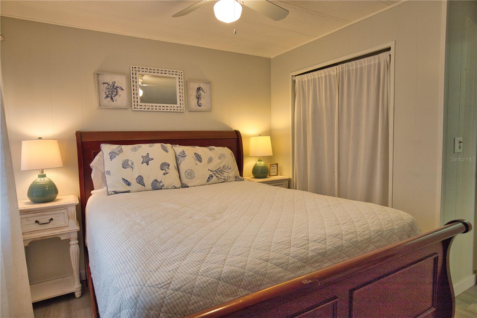 PINE LAKE - Residential