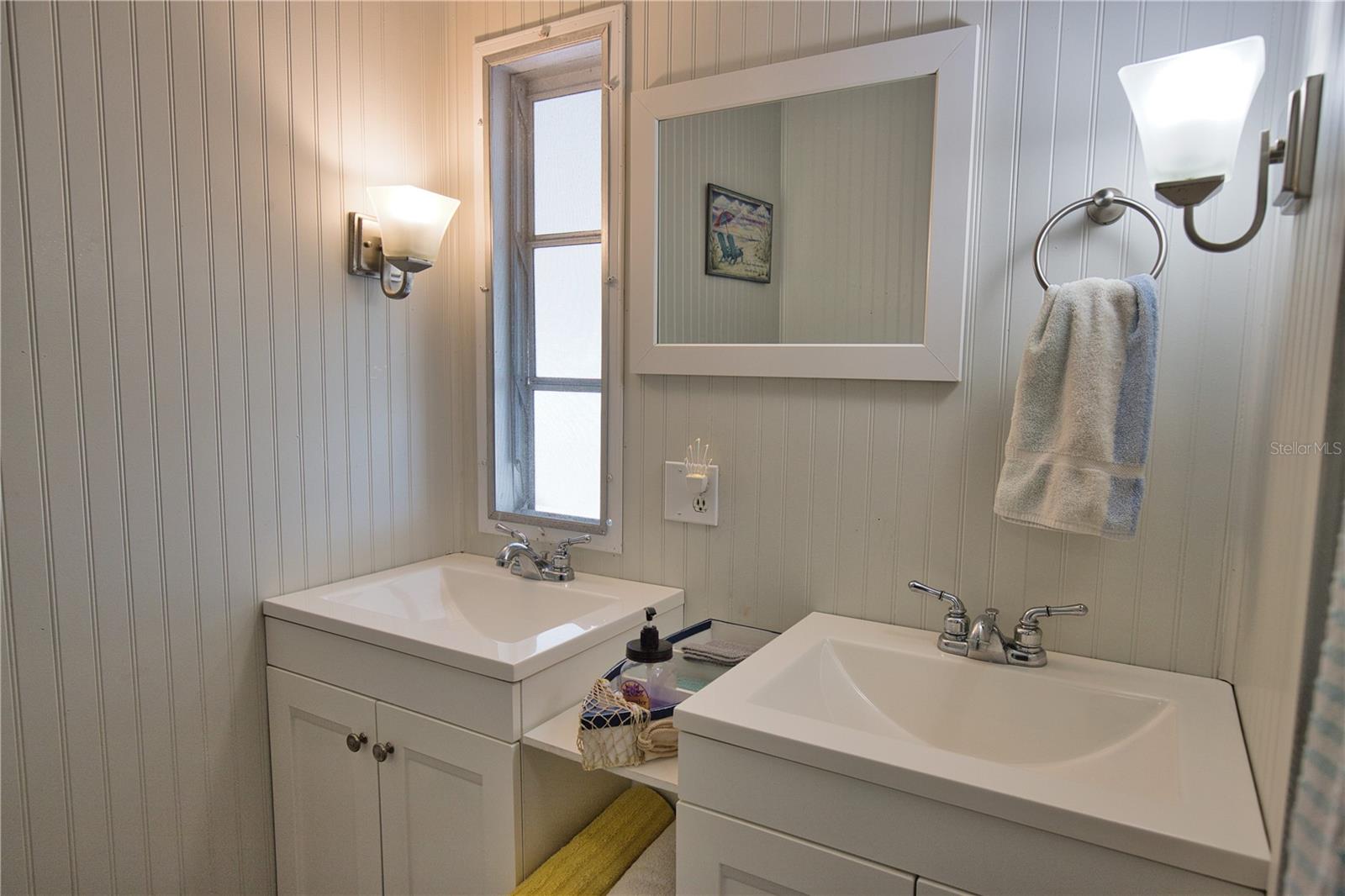 PINE LAKE - Residential