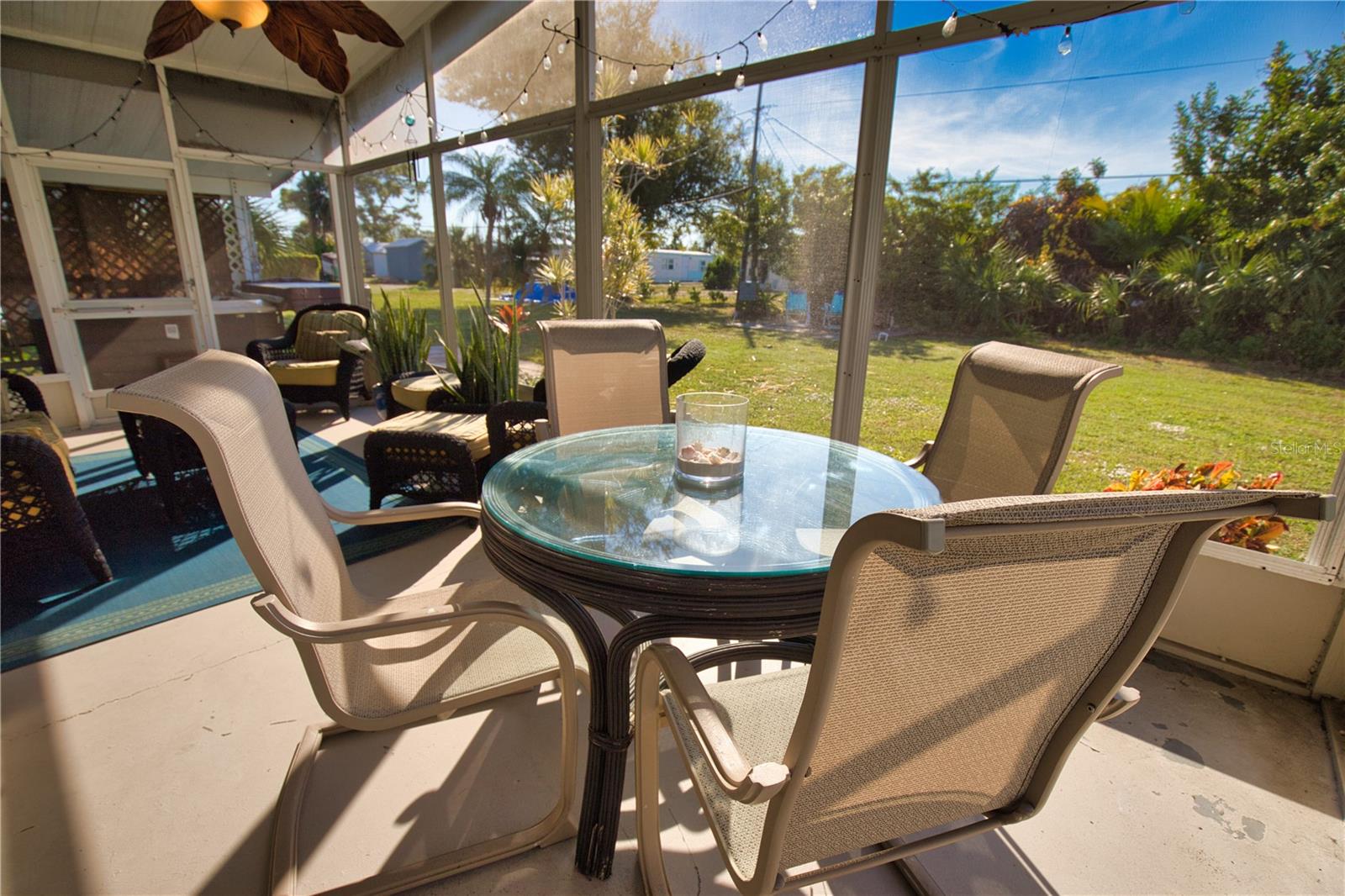 PINE LAKE - Residential