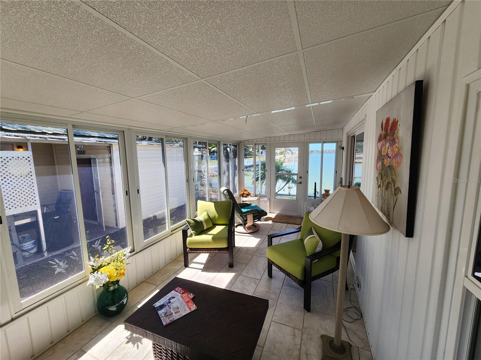 PALM LAKE ESTATES - Residential