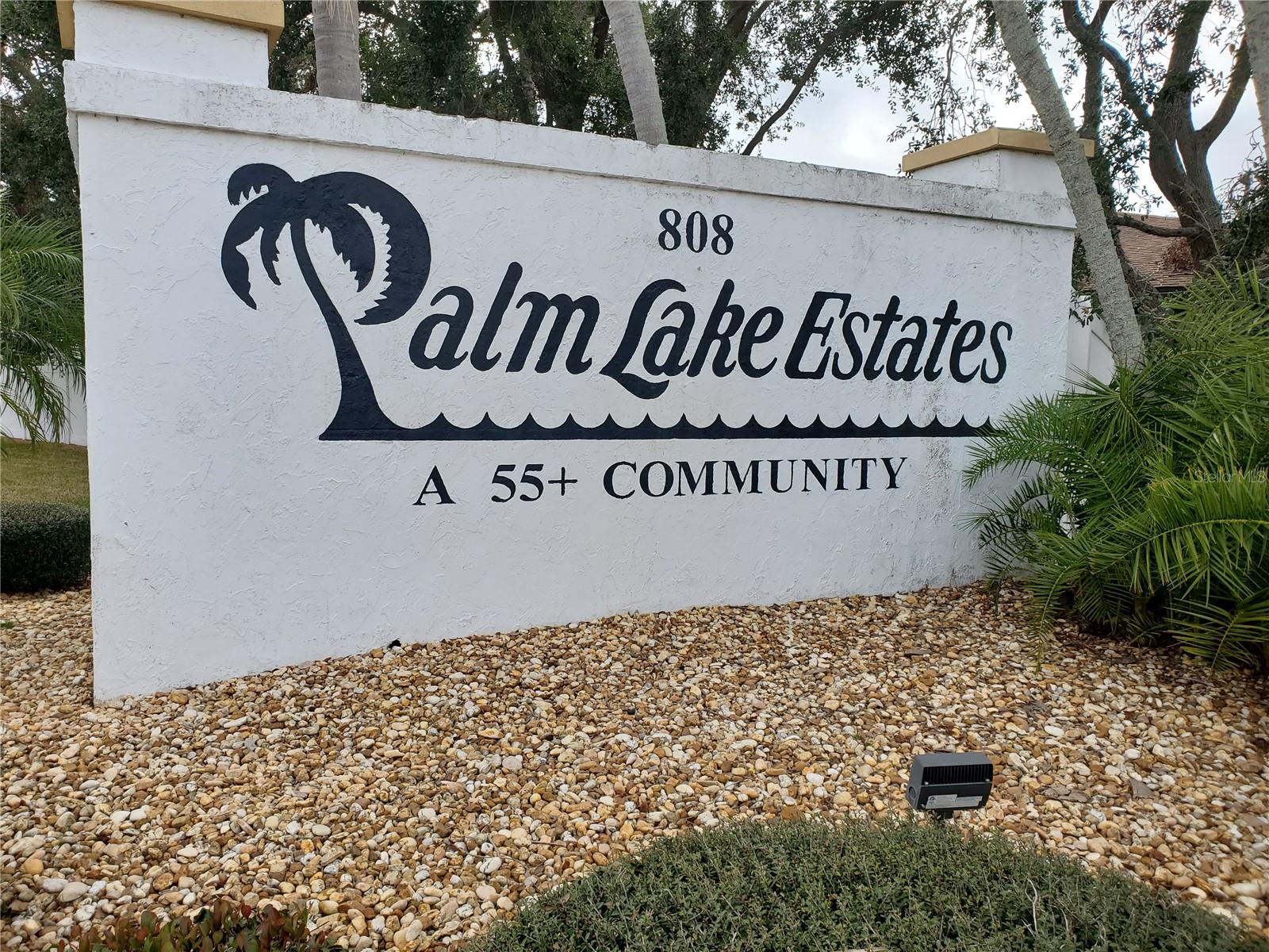 PALM LAKE ESTATES - Residential