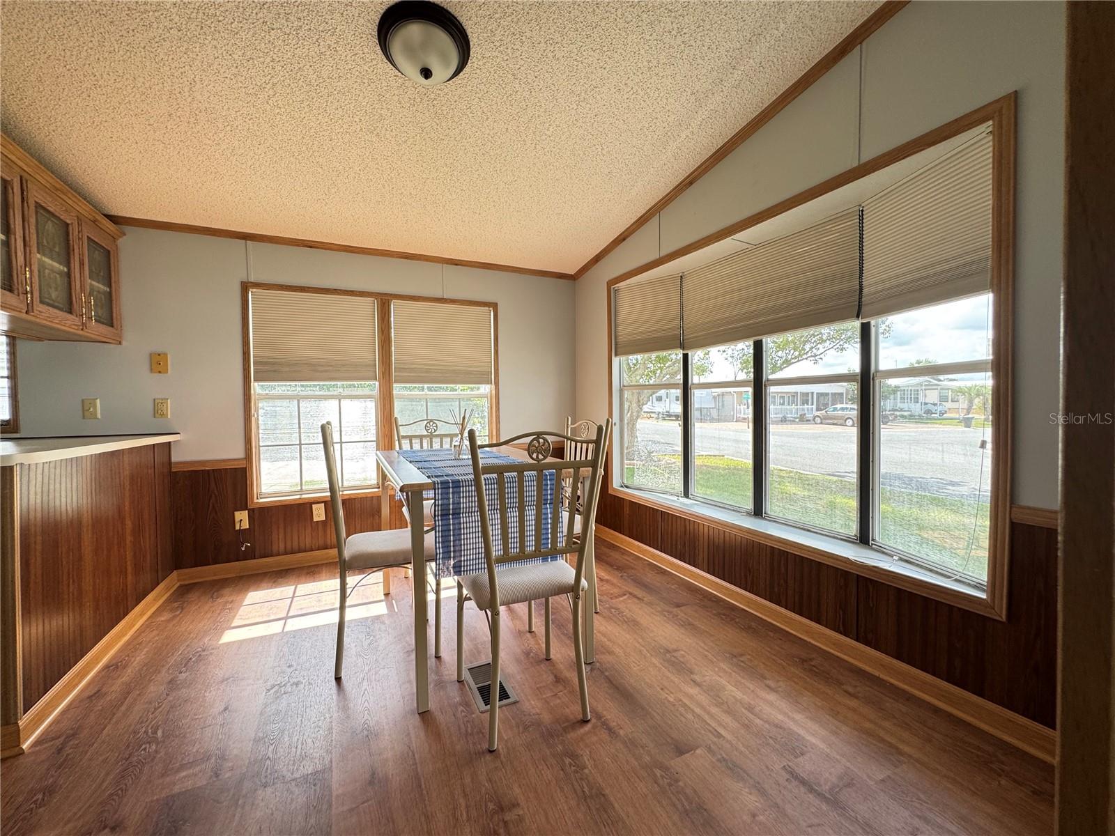 AMERICAN CONDOMINIUM PARKS - ZEPHYRHILLS - Residential