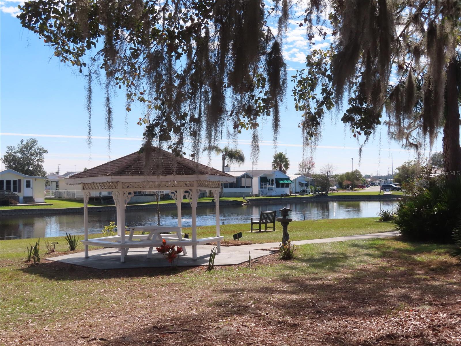 AMERICAN CONDOMINIUM PARKS - ZEPHYRHILLS - Residential