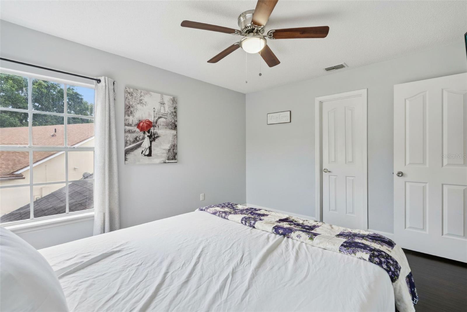 PEMBROOKE - Residential