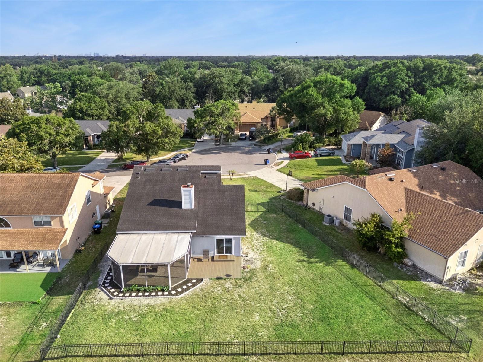 PEMBROOKE - Residential