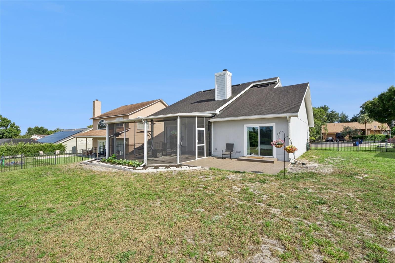PEMBROOKE - Residential