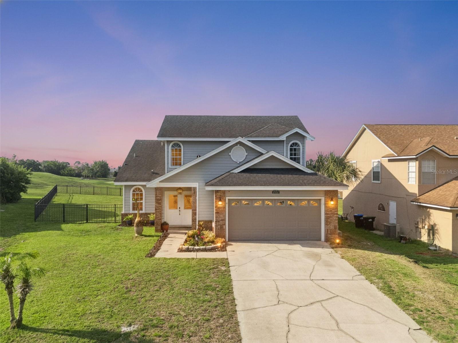 PEMBROOKE - Residential