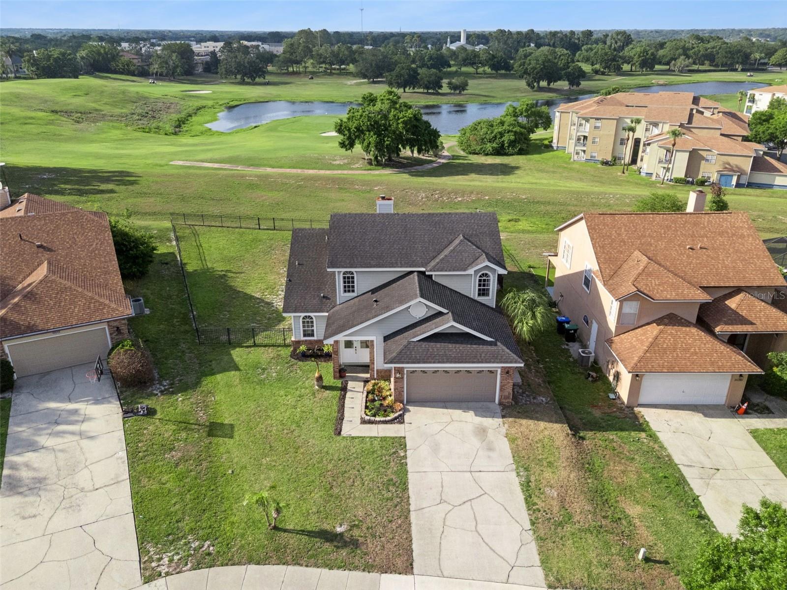 PEMBROOKE - Residential