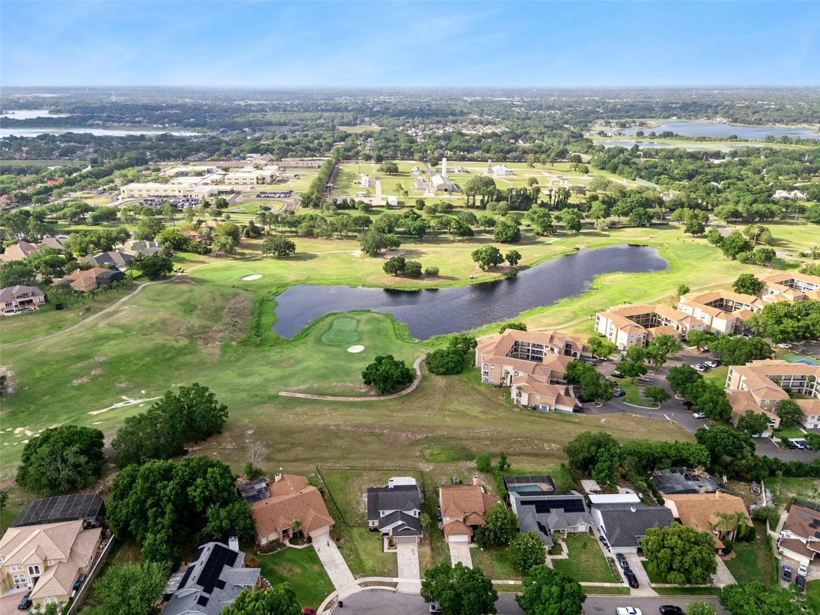 PEMBROOKE - Residential