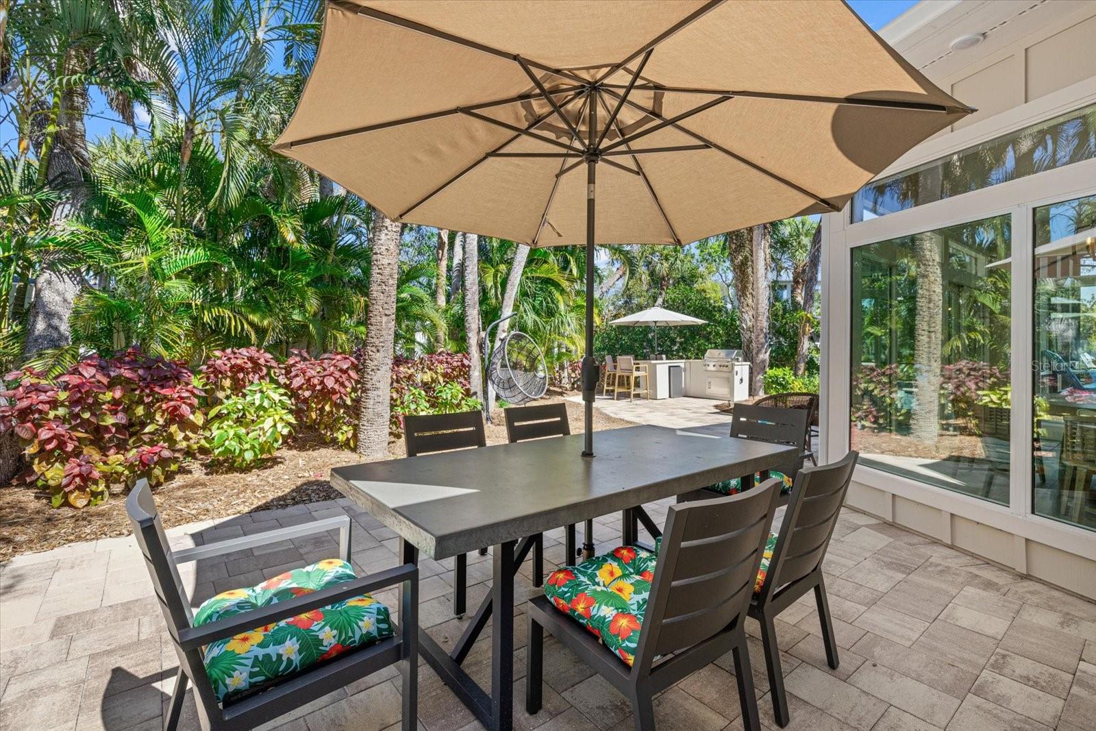 SIESTA BEACH - Residential