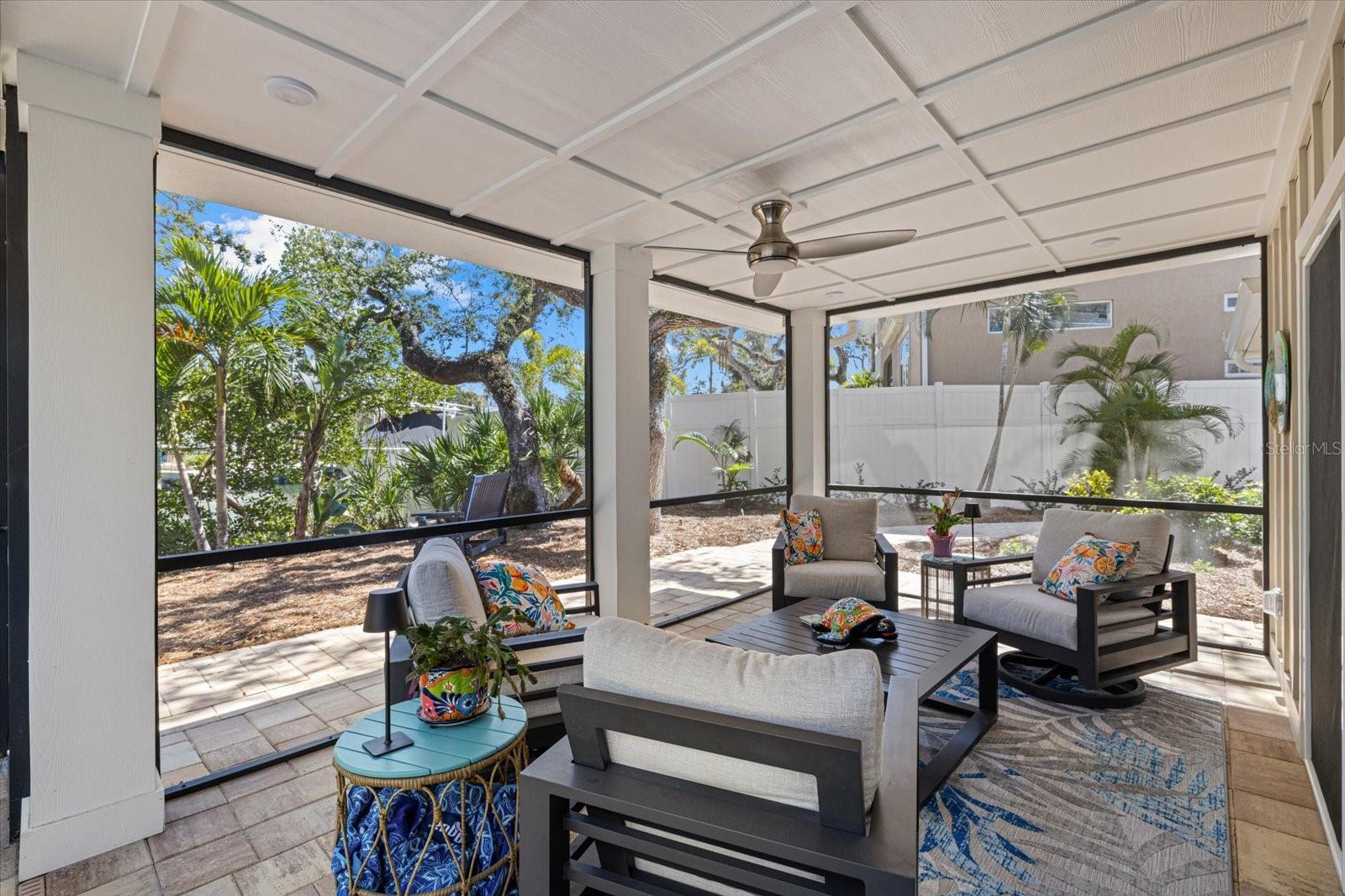 SIESTA BEACH - Residential