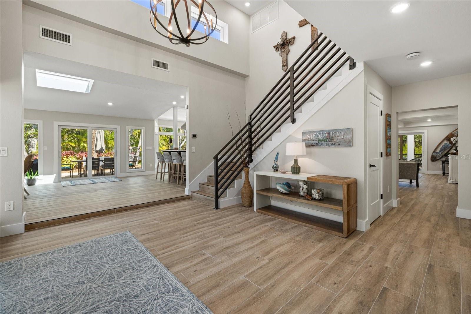 SIESTA BEACH - Residential