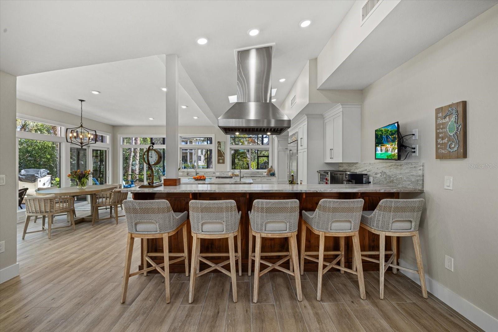 SIESTA BEACH - Residential