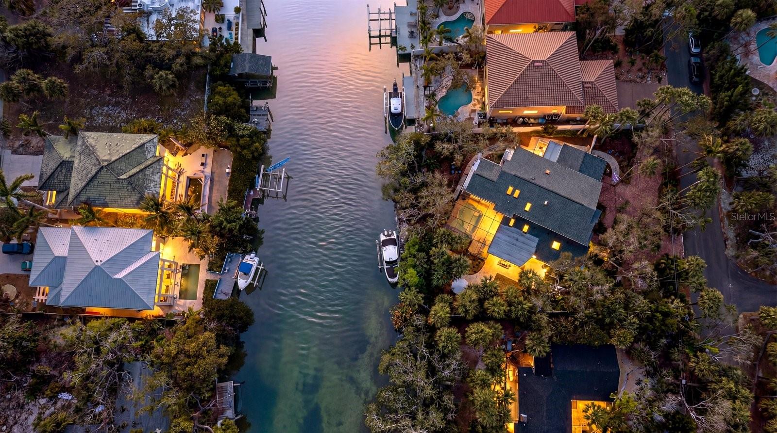 SIESTA BEACH - Residential