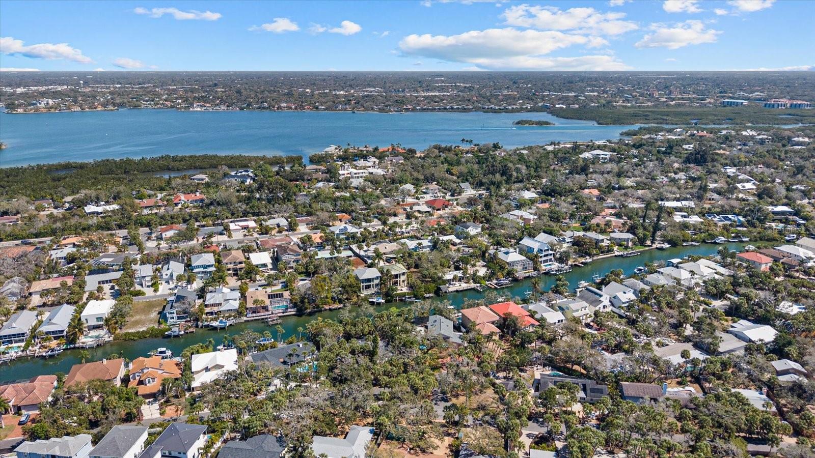 SIESTA BEACH - Residential