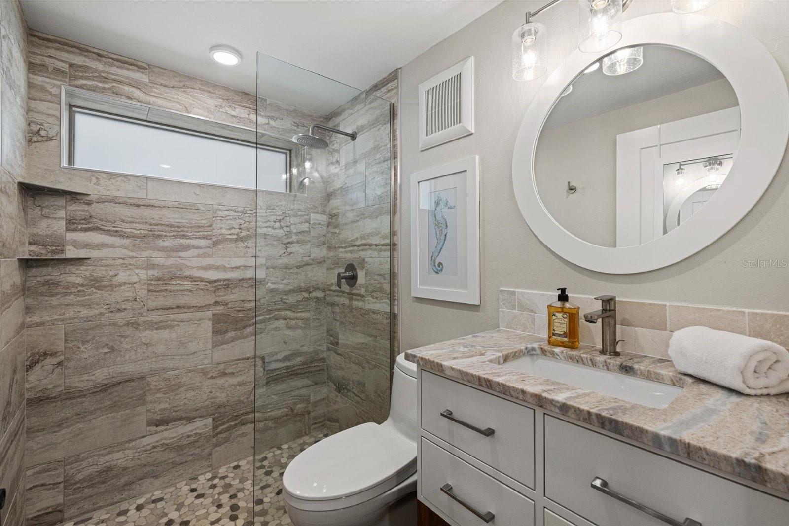 SIESTA BEACH - Residential