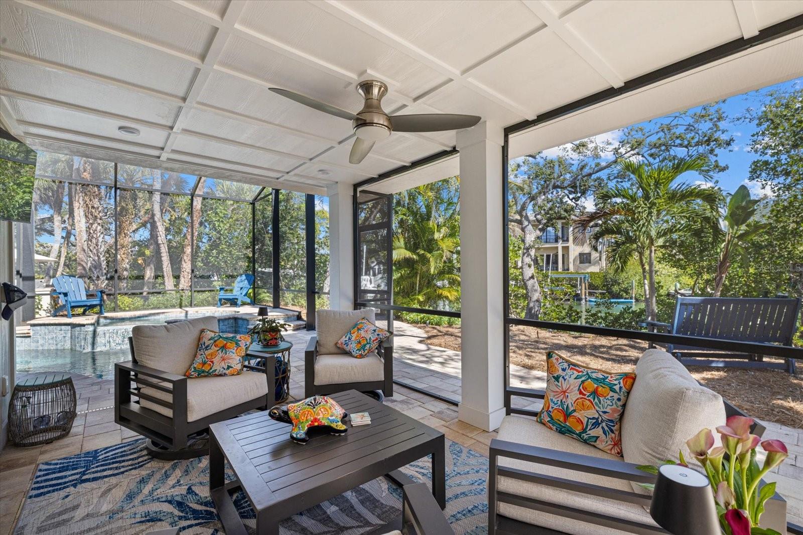 SIESTA BEACH - Residential