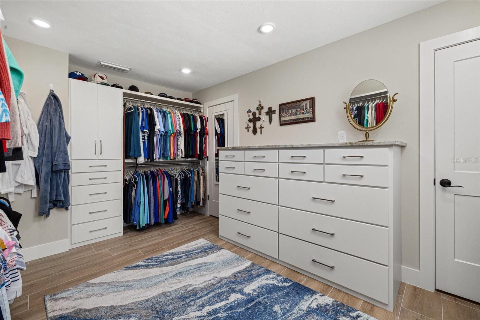 SIESTA BEACH - Residential