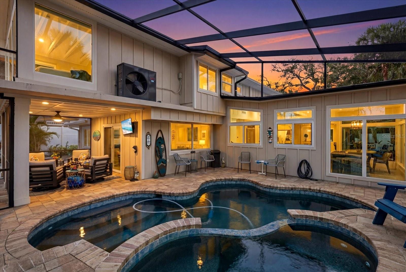 SIESTA BEACH - Residential