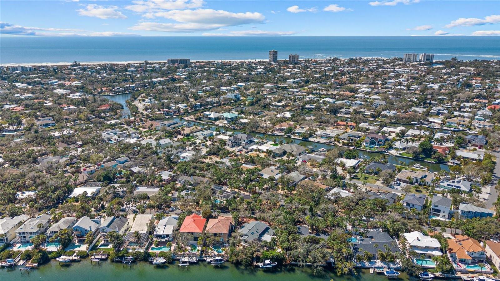 SIESTA BEACH - Residential