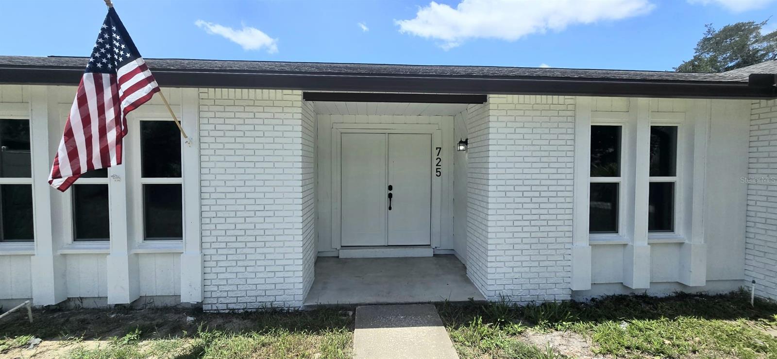 725 TULIP COURT