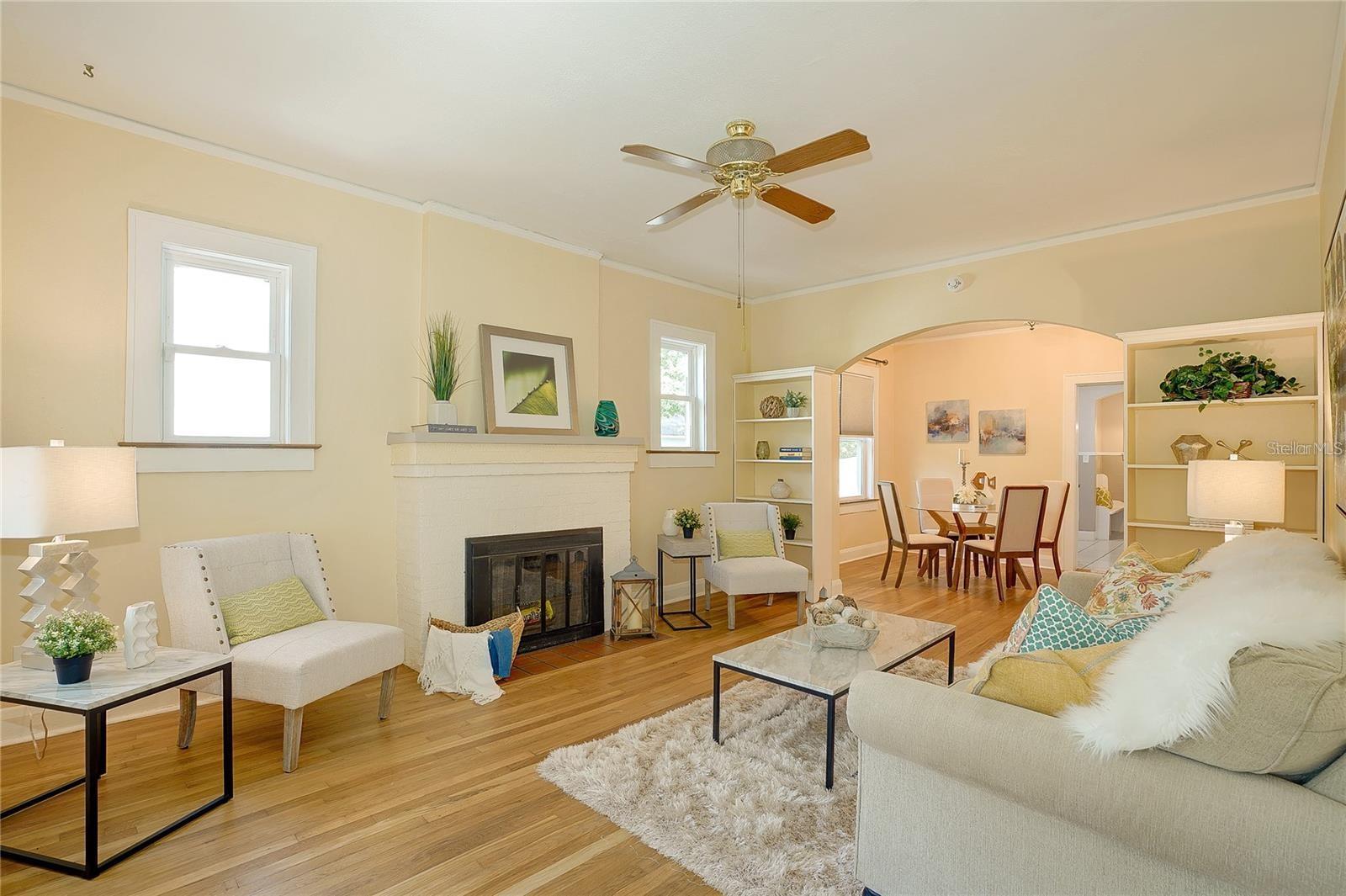 RIVERSIDE NORTH - Residential Lease