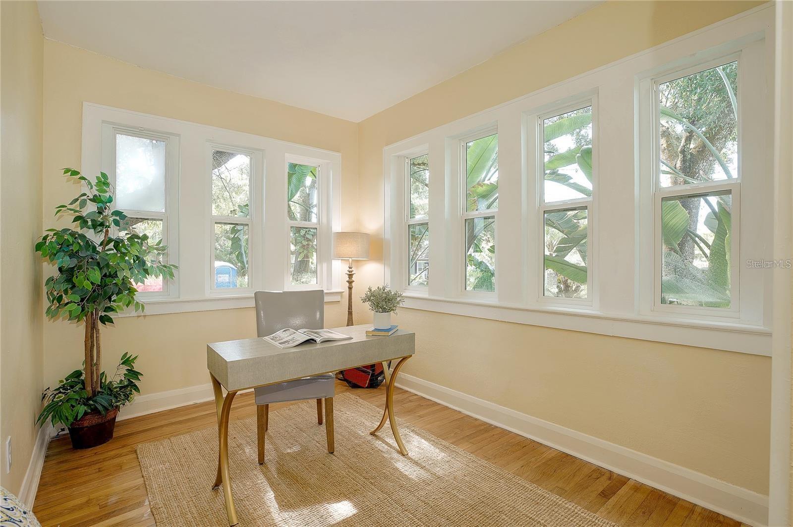 RIVERSIDE NORTH - Residential Lease