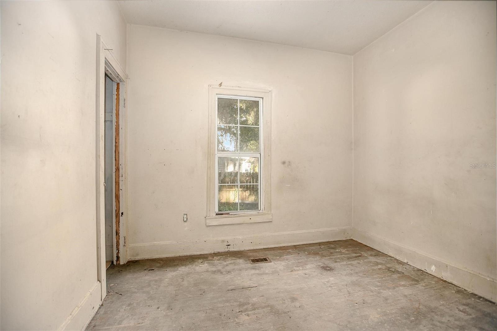 BLUE LAKE ADD DELAND LTS 27-60 - Residential