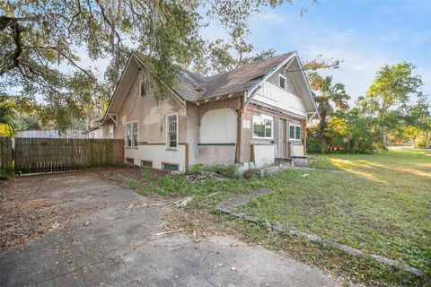 Photo of 1430 E New York Avenue, Deland, FL 32724 (MLS # V4946145)